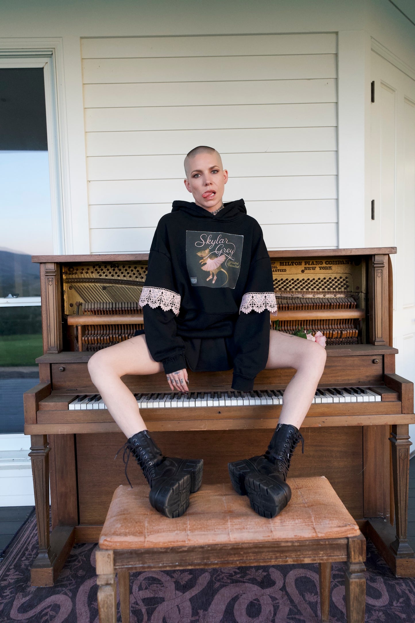 B44-V-SG: DROP 4 – Angelina’s Dead Hoodie